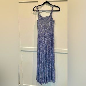 Women’s size Small smocked beach dress, blue with white flowers